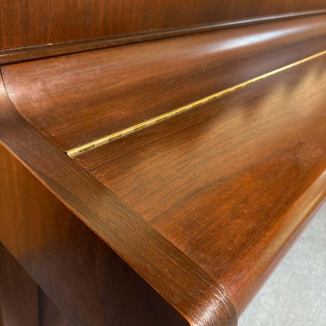 ヤマハ アップライトピアノ 木目 ブラウン 付属品付き