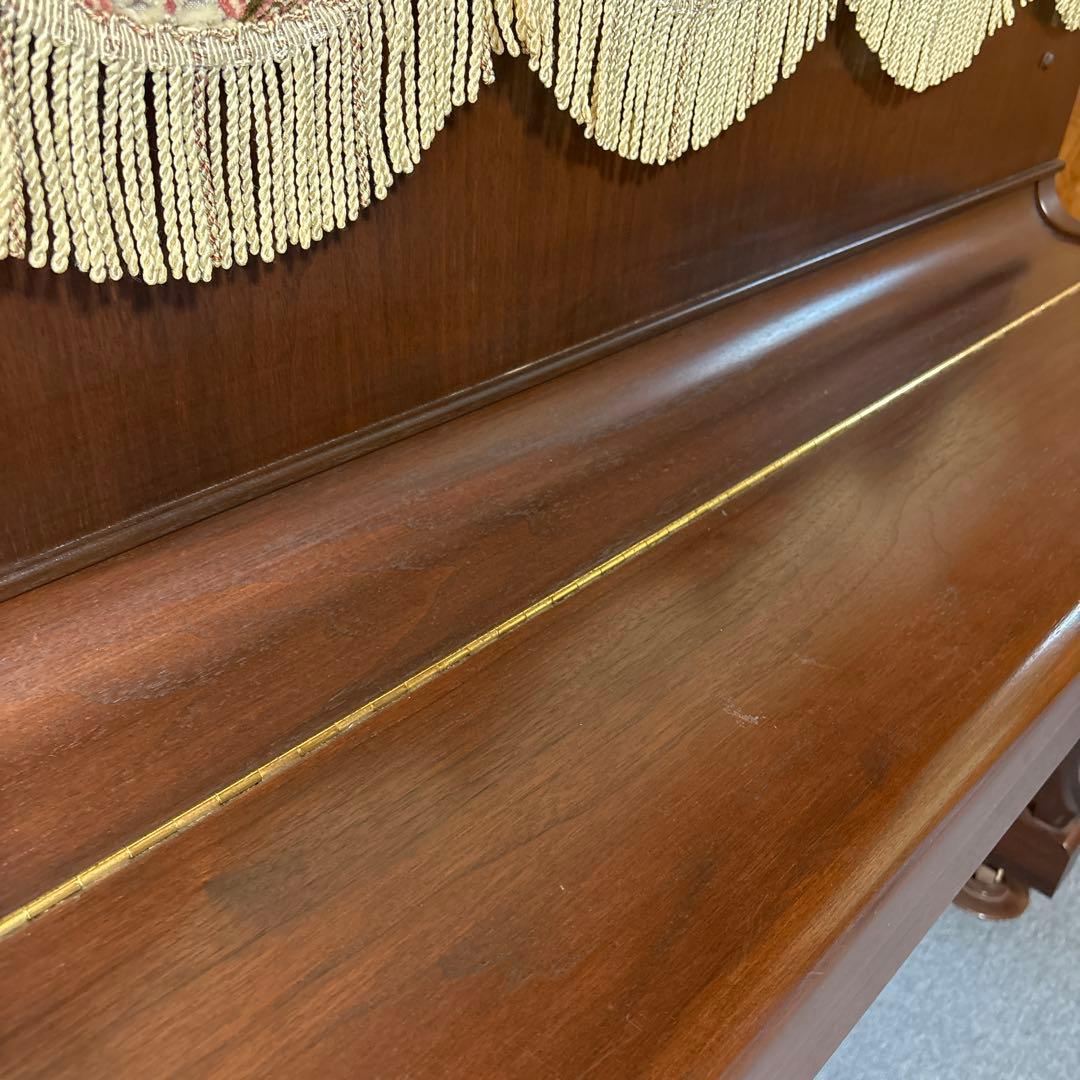 ヤマハ アップライトピアノ 木目 ブラウン 付属品付き