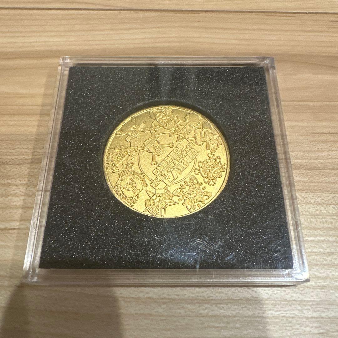 ワンピース 世界500枚限定 mawaru ONEPIECE