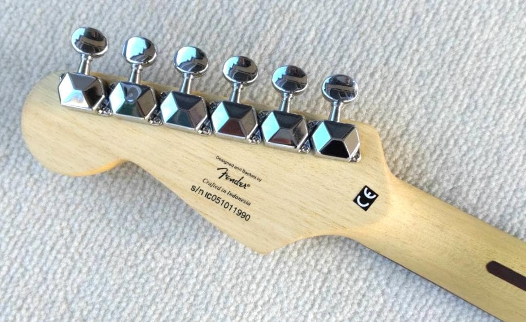 ✨未使用レアモデル✨Fender SQUIER Stratocaster