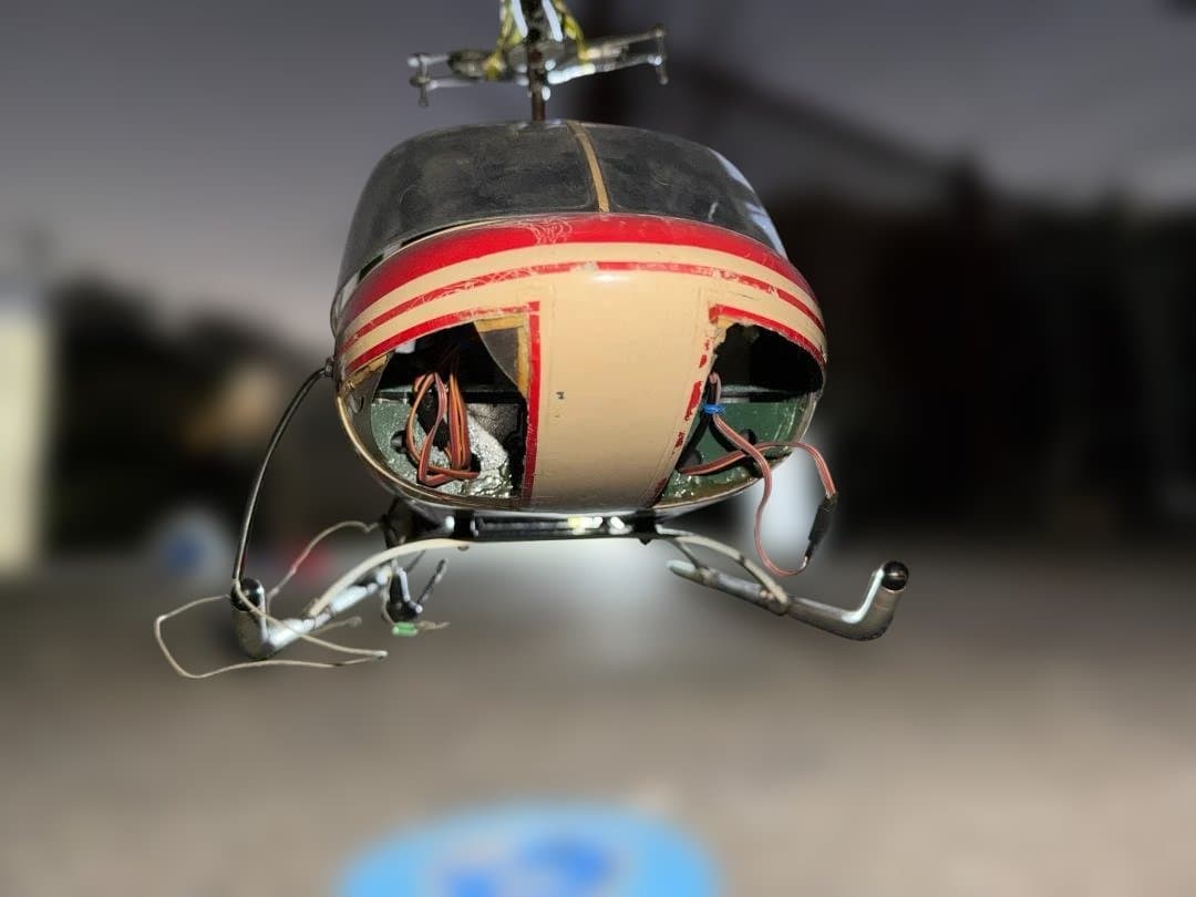 60エンジン　ラジコンヘリ(ジャンク)