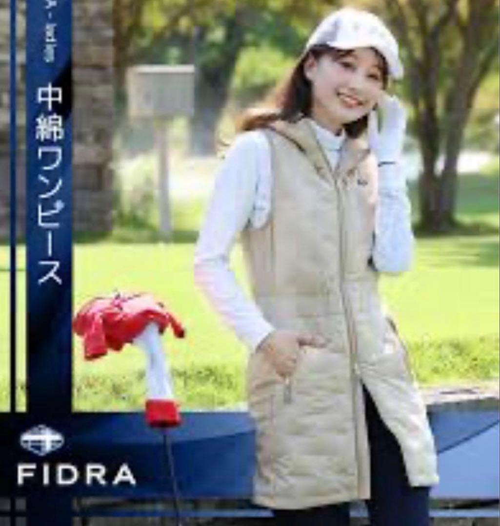 中綿　ベスト　ワンピース　ホワイト　秋冬　スカート　ゴルフウェア　フード付き