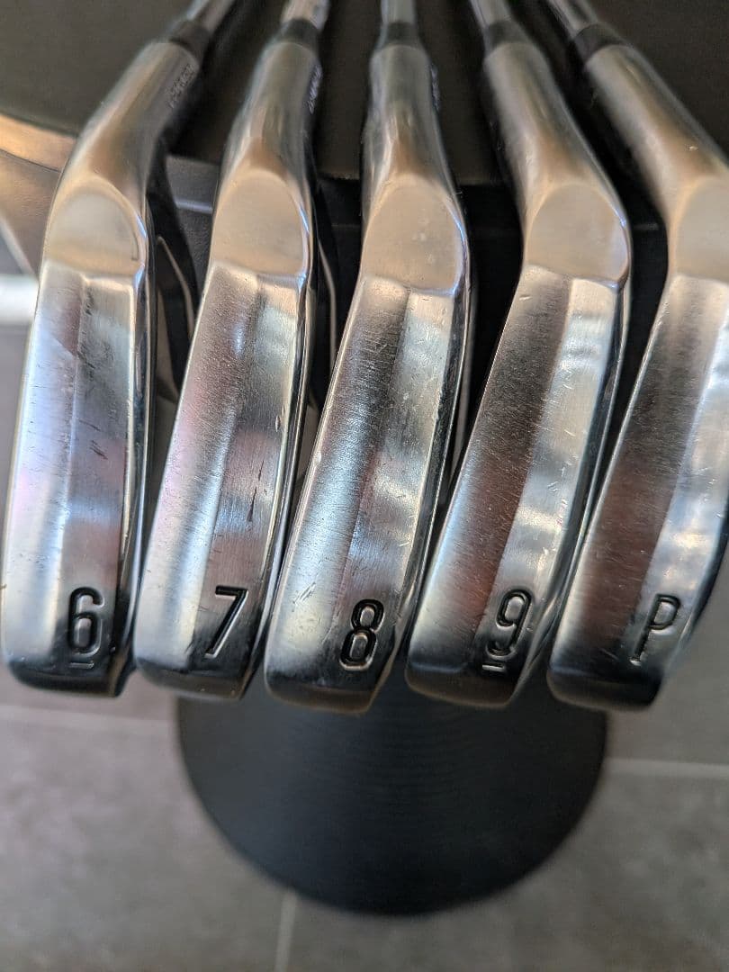 ●メーカーカスタム　美品●スリクソンZXi7 DGS-200 5本（6-P）