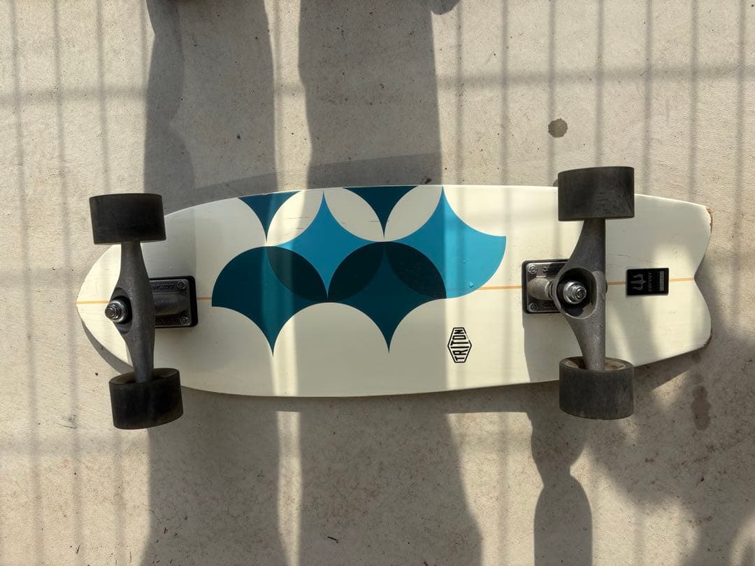 TRITON Carver サーフスケートボード