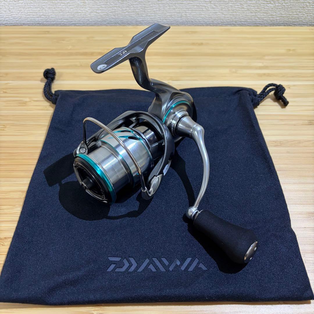 新品 ダイワ 25エメラルダス エア AIR PC LT2500-H エギング