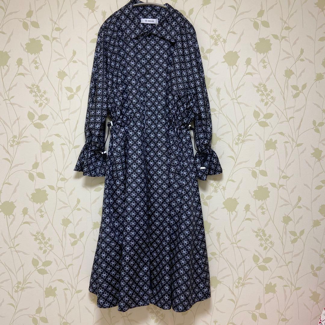 新品未着用 ANEVER フラワープリントロングレインコート　フリーサイズ
