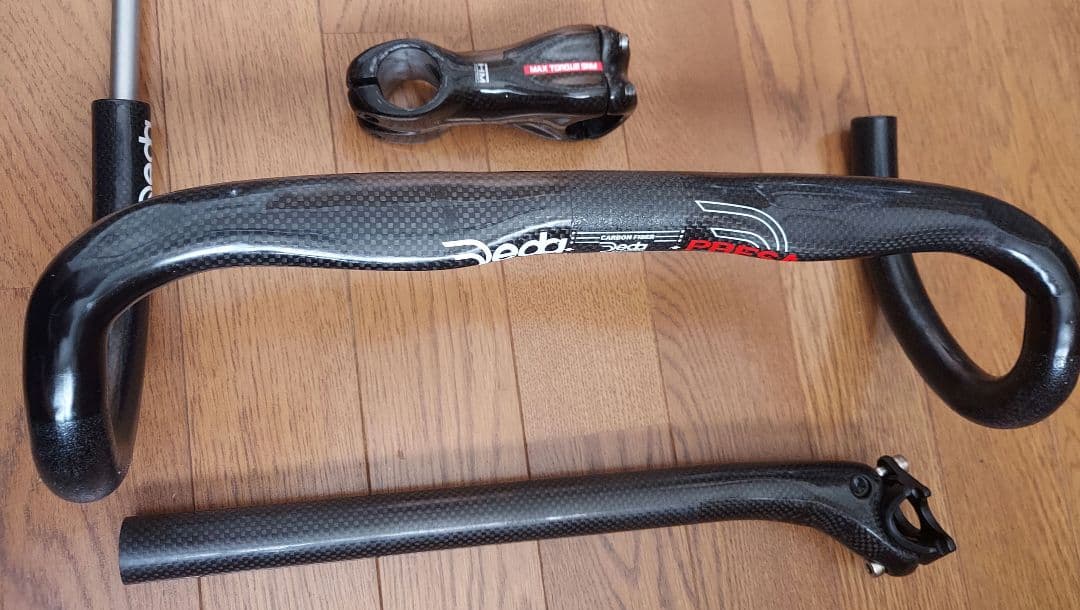 ロードバイク用 カーボンパーツ　3点セット 中古美品グロスブラック