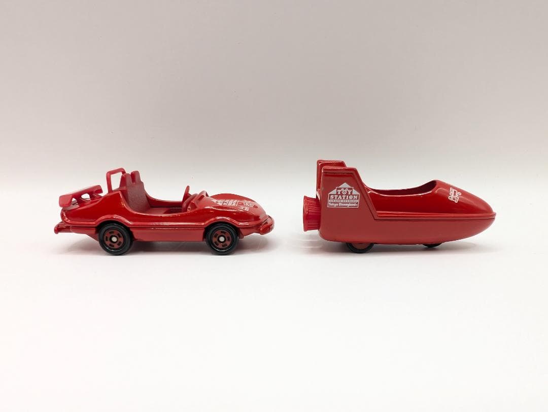 最終値下　トミカ　ディズニー　トイ・ステーション　グランドオープン　レッドカラー