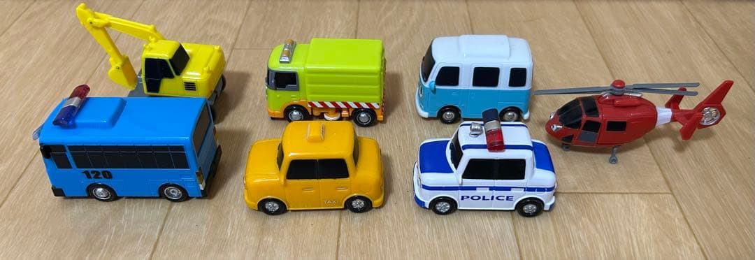 【１月末出品停止予定】ちびっこバス　タヨ　ミニカー　キャリアカーセット　TAYO