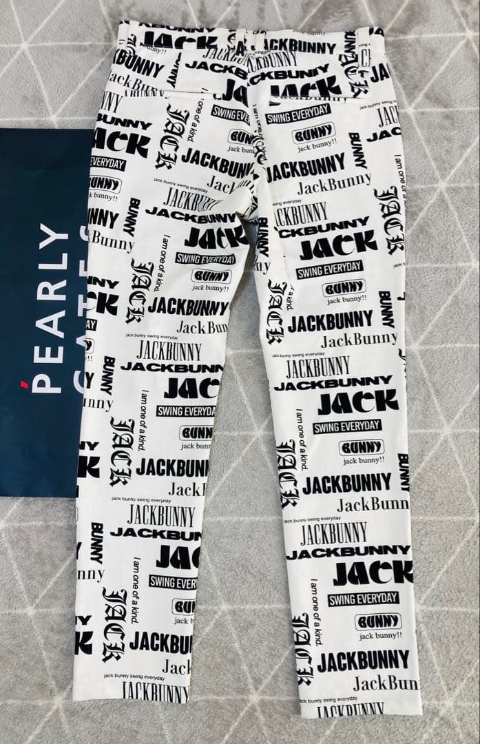 新品 パーリーゲイツ ジャックバニー ツイル 総柄テーパードパンツ(4)M/白