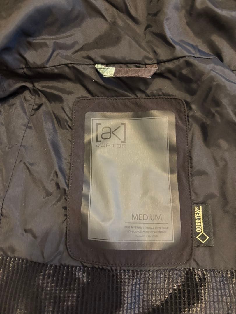Burton ak 2L スノーボードウェア