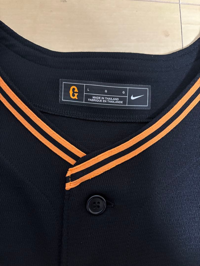 巨人 読売ジャイアンツ 岡本和真 アンダーアーマー ユニフォーム ブラック L