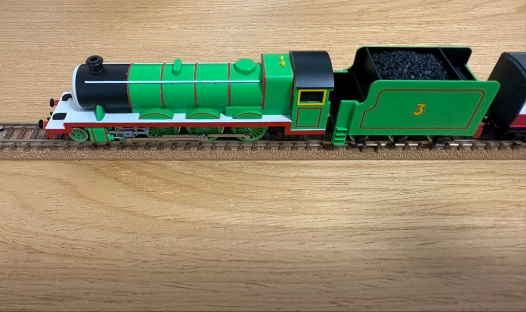 ラ*き様 【中古】TOMIX きかんしゃヘンリー急行セット　93805