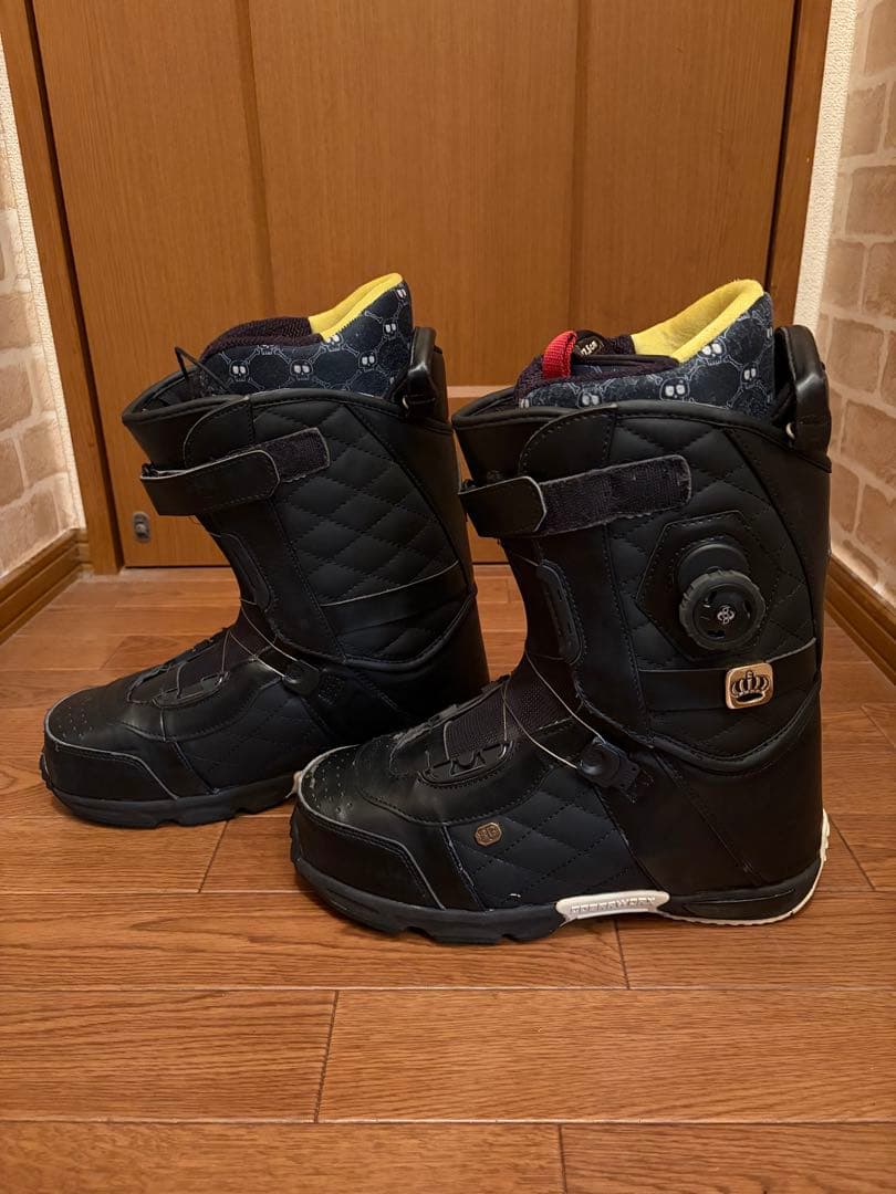 アキタろうコブラワークスボアシステム　中古スノーボードブーツ 27.5cm