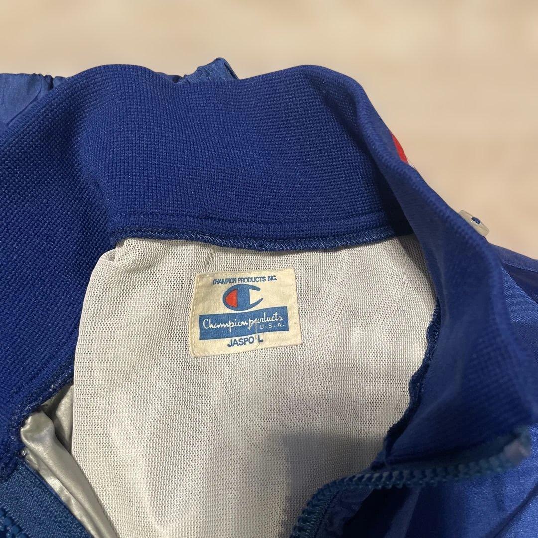 ネイビーウィンドブレーカー フード付き