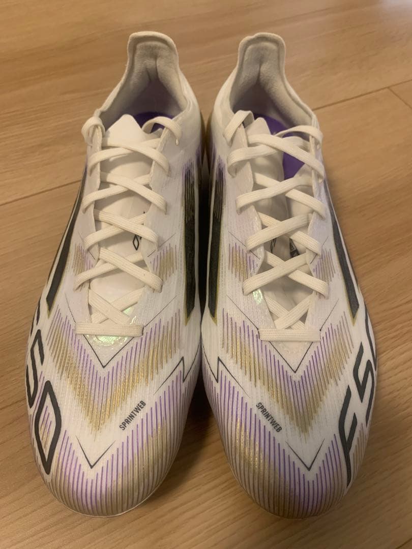 adidas F50 サッカーシューズ ホワイト/パープル/ブラック