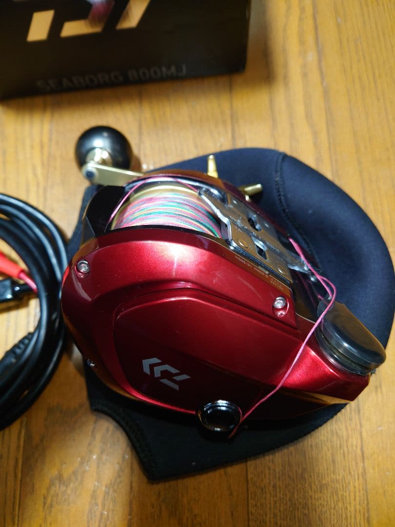 電動リール 赤 デジタル表示