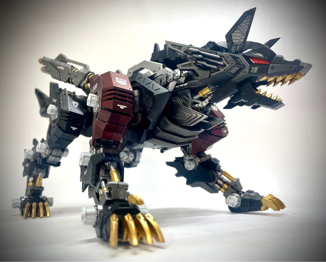 HMM RZ-053 ケーニッヒウルフ　アーバイン配色　全塗装　完成品