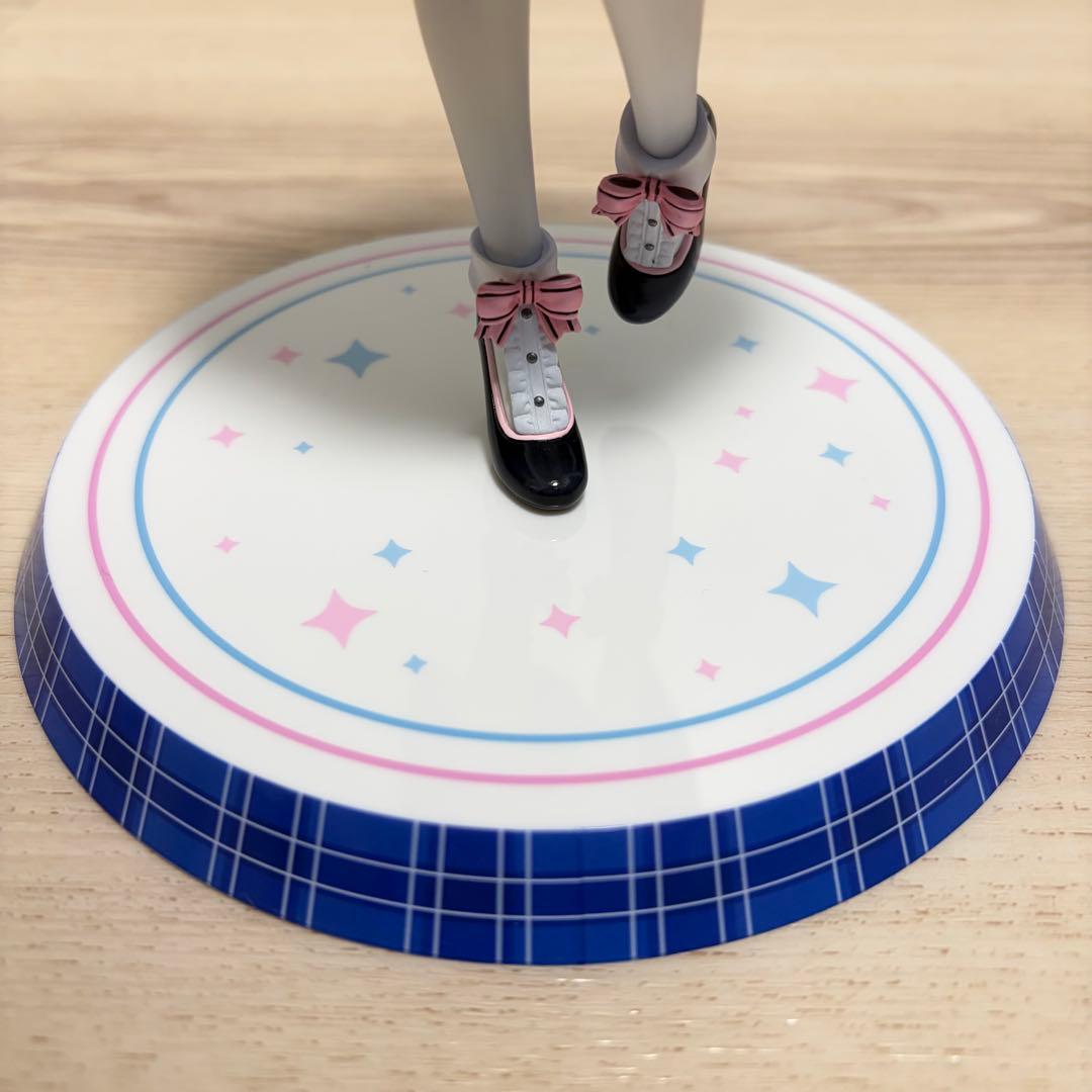 月ノ美兎 「にじさんじ」 1/7 PVC製塗装済み完成品