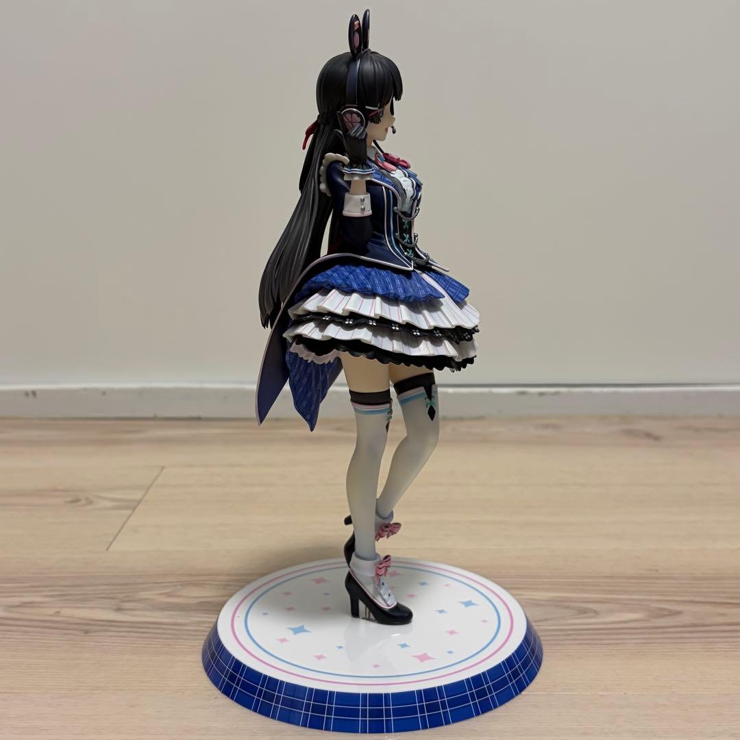 月ノ美兎 「にじさんじ」 1/7 PVC製塗装済み完成品