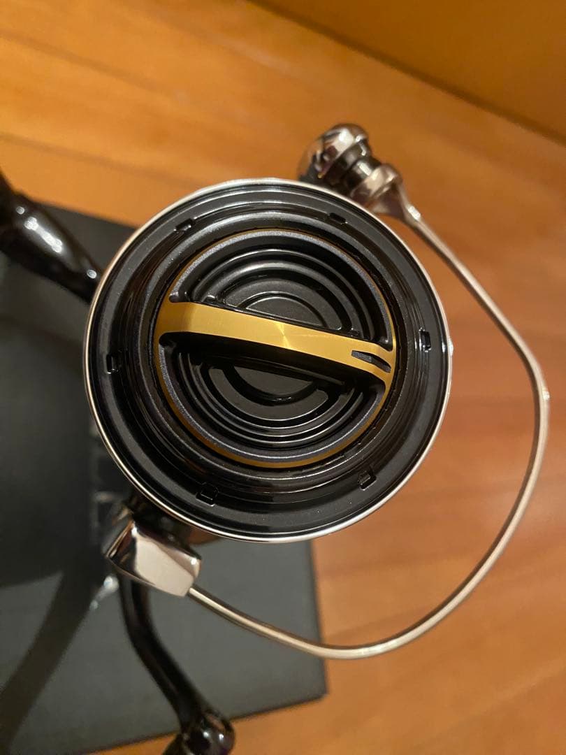 極美品シマノ　20ステラSW6000HG