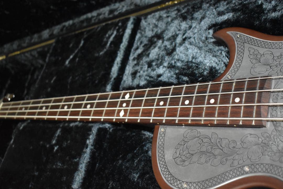 ベース Zemaitis Antanus Bass