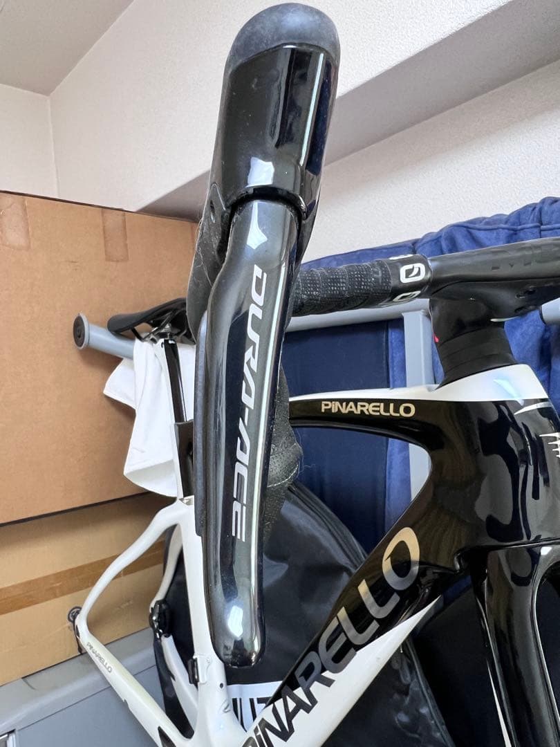 PINARELLO Ｆ9 完成車 一部パーツを外しています。