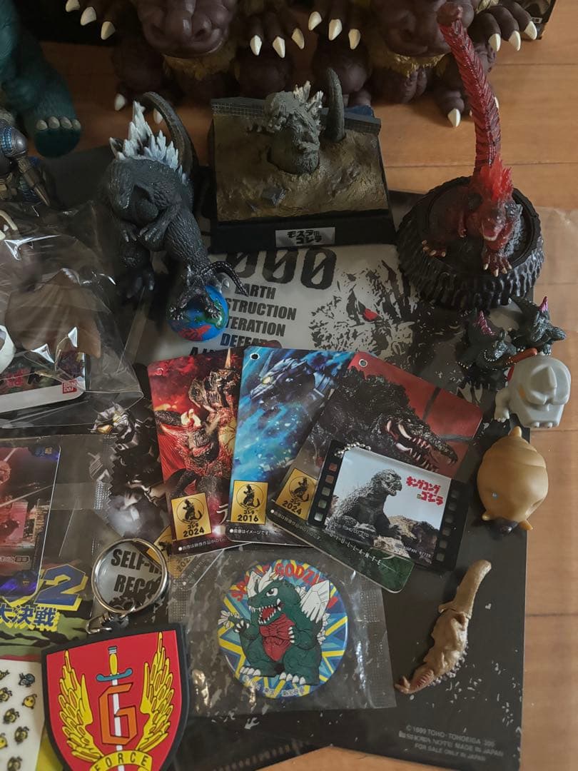 ゴジラ　シンゴジラ　キングギドラ　鎮座獣　東宝怪獣　フィギュアセット多数