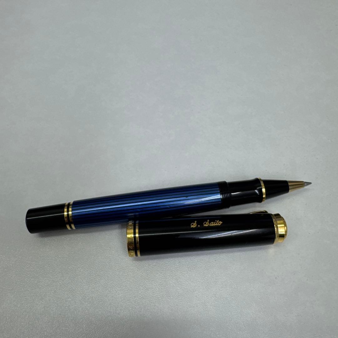 ★お値下げ可能です！ペリカン ローラーボールペン 青と黒のストライプボールペン