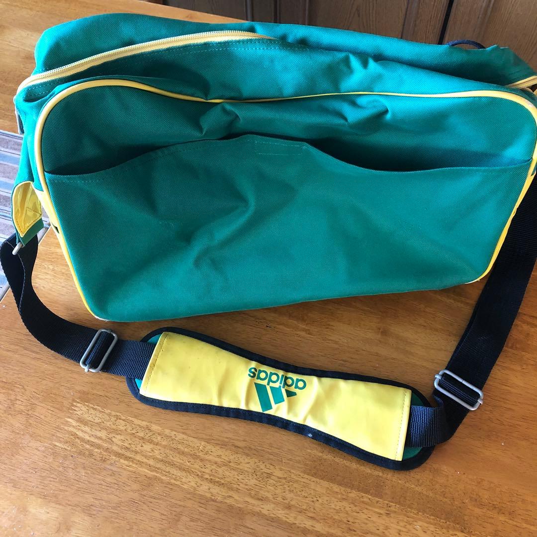 【希少】adidas スポーツバック