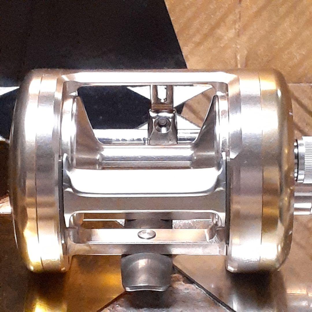 ダイワミリオネア CV-Z 300F ベイトリール タイラバ 船用 極美品