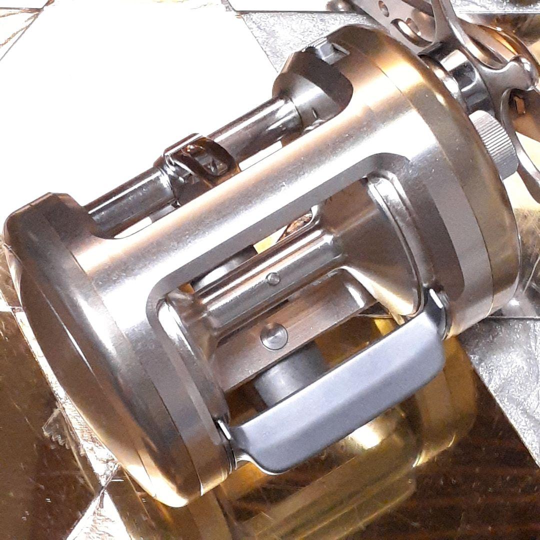 ダイワミリオネア CV-Z 300F ベイトリール タイラバ 船用 極美品