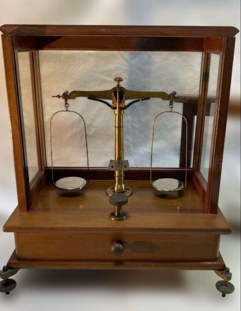 アンティーク 木製天秤 ガラスケース付き 動作可