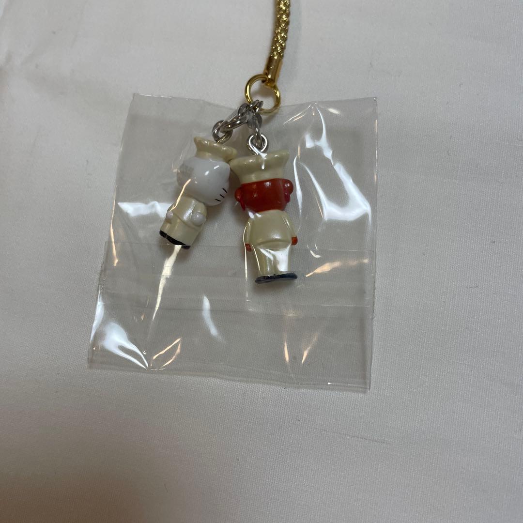 新品◆ハローキティ ご当地キティ 根付けストラップ オリエンタルカレー◆匿名配送