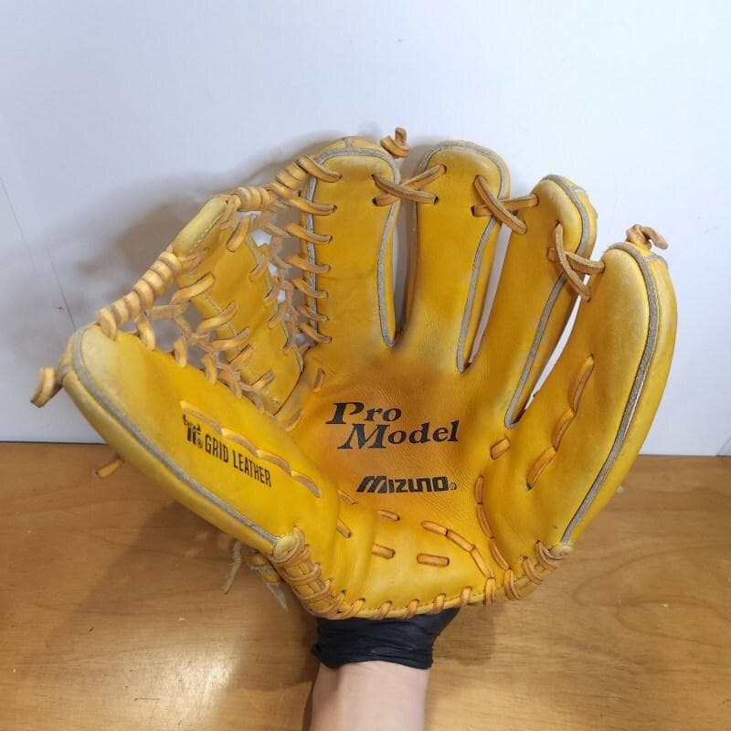 ミズノ イチローモデル 初期版 限定品 Mマークラベル 外野用 軟式グローブ