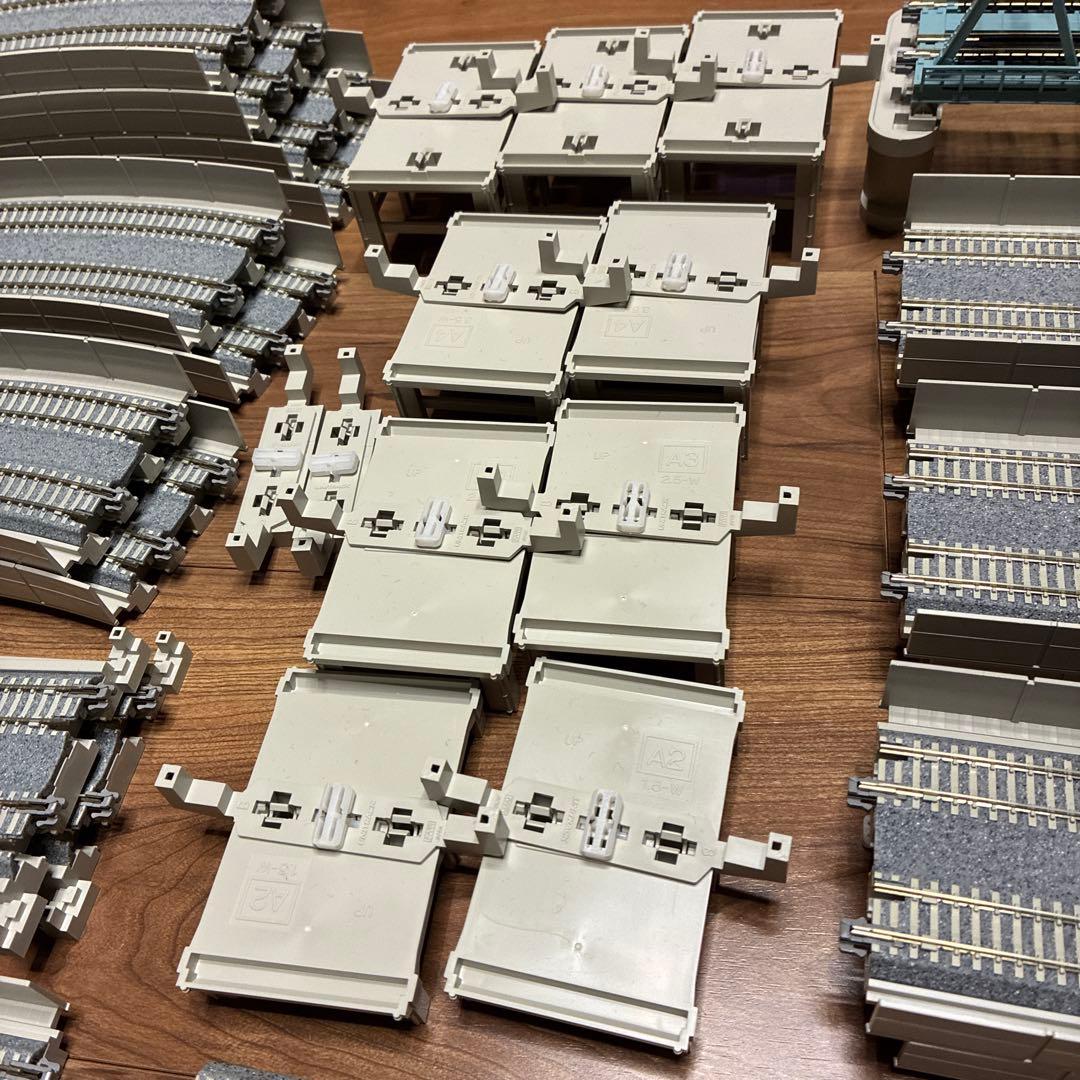 KATO Nゲージ　V12 複線立体交差セット