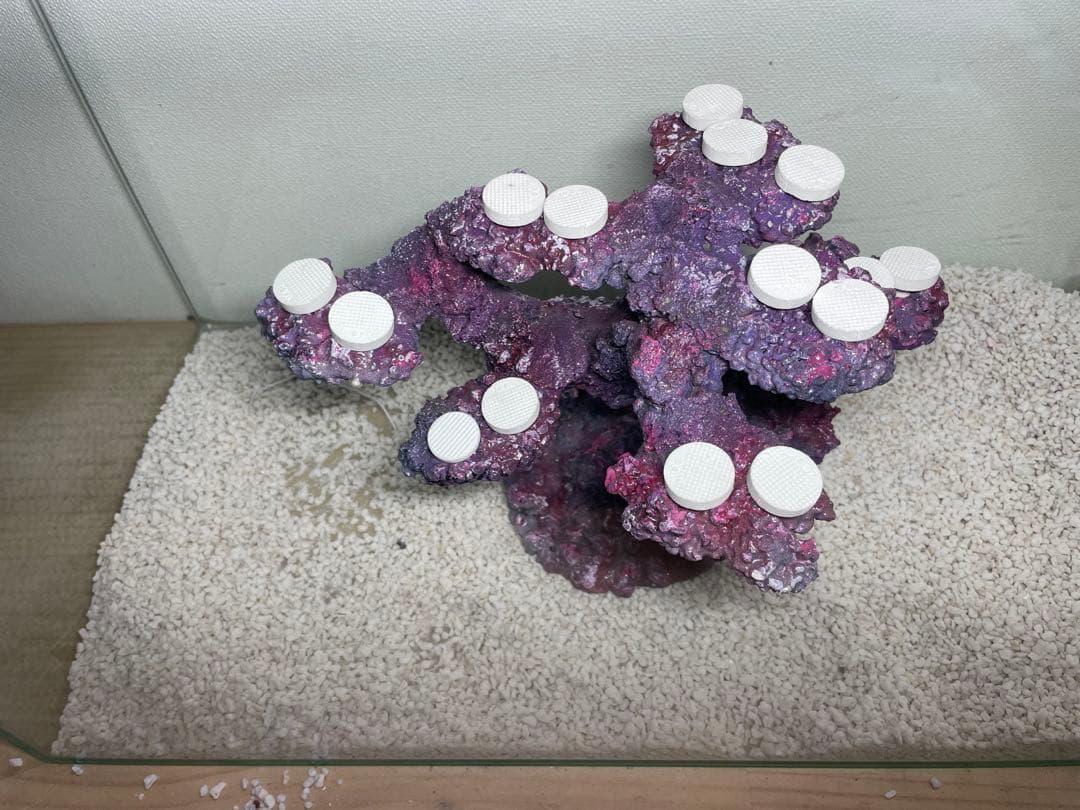 【送料無料】人工ライブロック　PHR17／15穴加工　アク抜き済み安心塗料使用