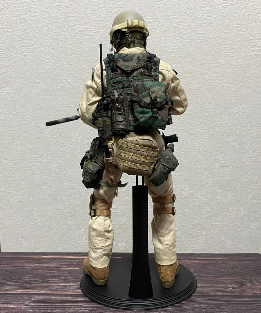 ホットトイズ １／6 USMC フォースリーコン 兵士 軍人 フィギュア