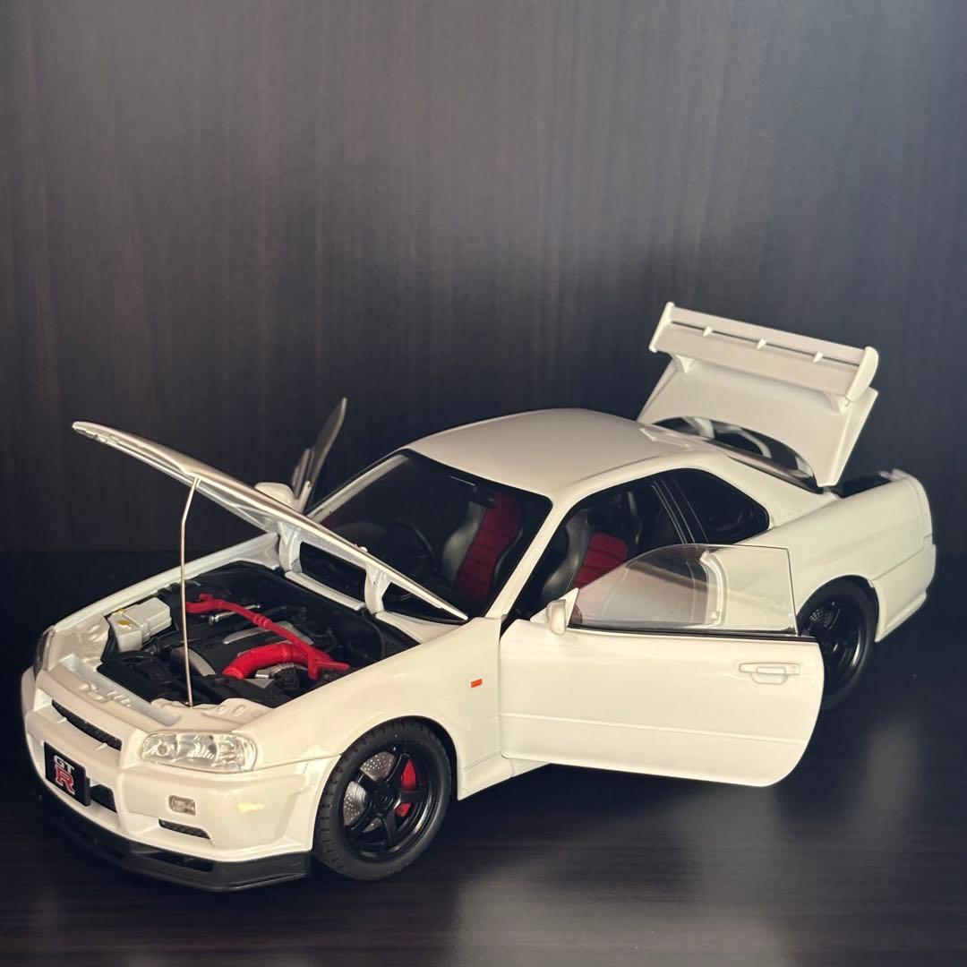 ダイキャスト　大迫力　日産　スカイライン　GT-R R34 1/18 模型
