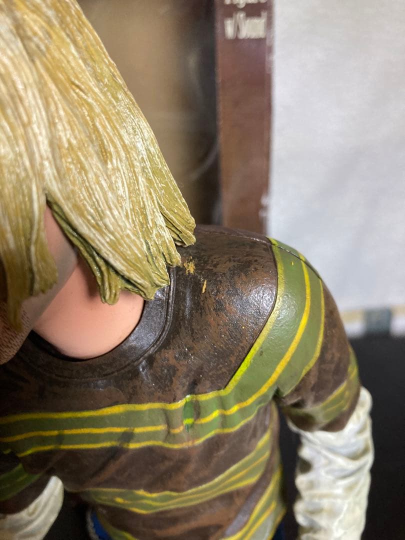 ネカ　Neca カートコバーン　 Cobain 18センチ