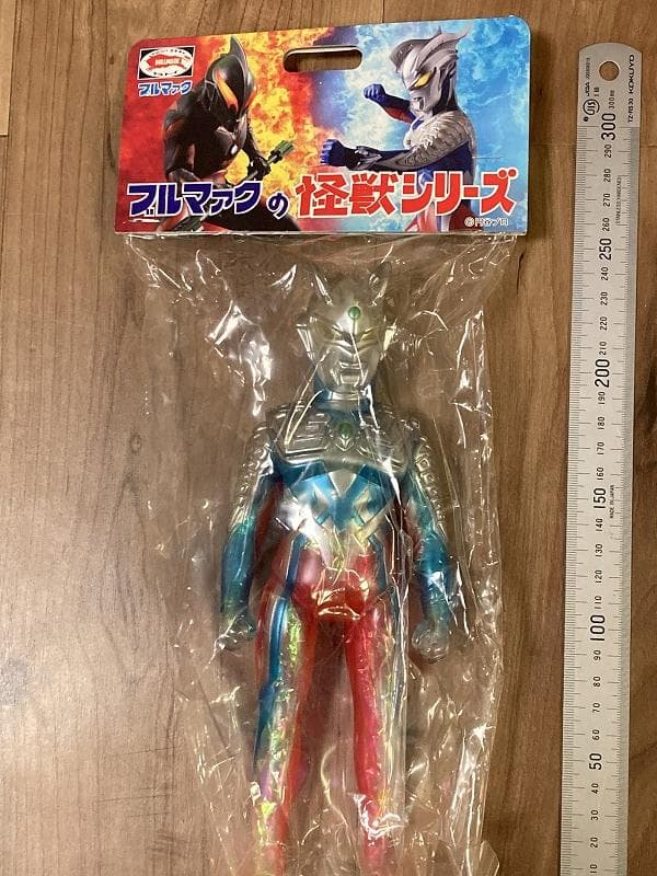 透明ソフビ　ウルトラマンゼロ　ブルマァク　ソフビ　ウルトラセブン