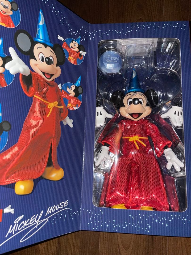 世界553体限定 メディコムトイ アクションフィギュア ソーサラーミッキー 弟子