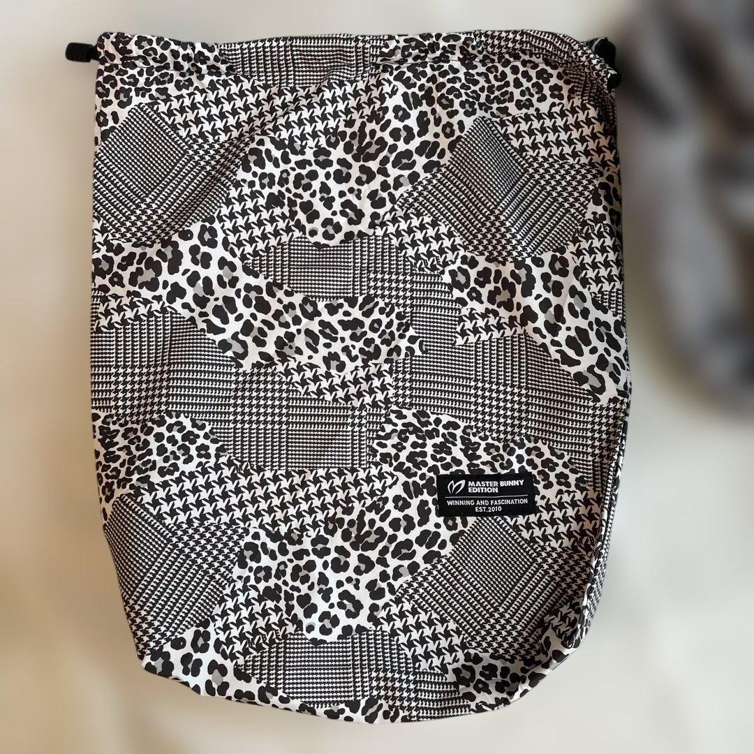 マスターバニー　レイン　上下 新品　未使用　タグつき¥69,300 LL