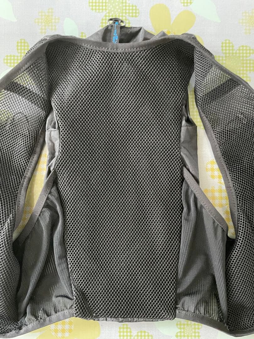 Salomon ADV HYDRA VEST 8L Mサイズ