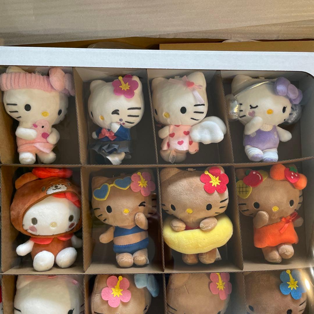 アベイル　キティ21個　マスコットチャーム　50周年　ゴールド