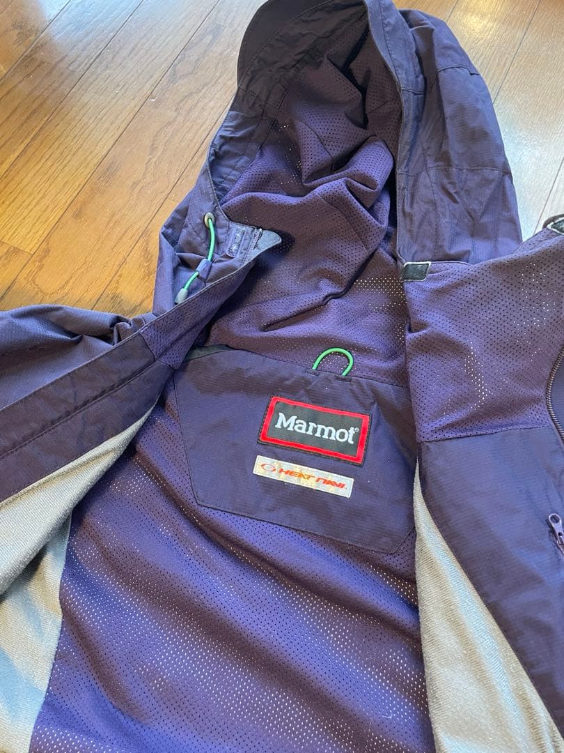 Marmot ジャケット　斜めファスナー Mサイズ　スキー・スノーボードに