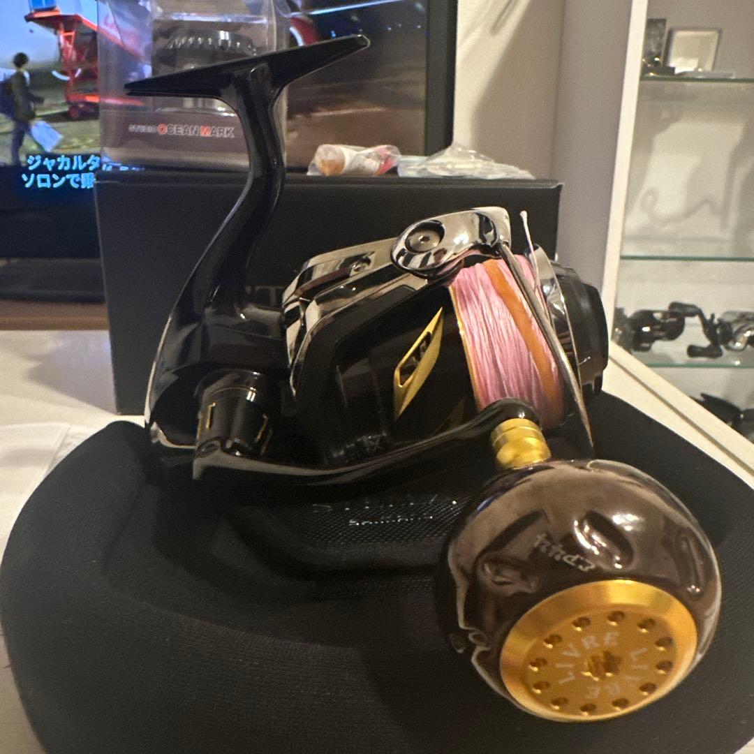 終了間近 19ステラ8000HG オーシャンマークスプール新品