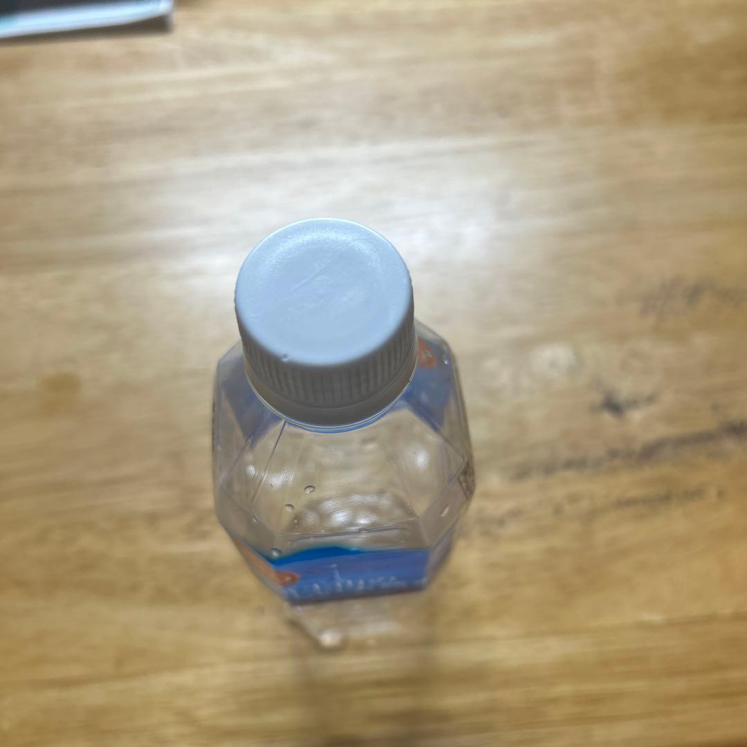富士山の天然水 500mlのペットボトルの空