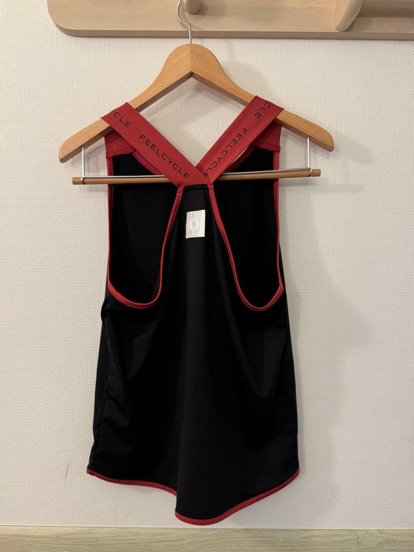 新品未使用　FEELCYCLE タンクトップ ブラック　S