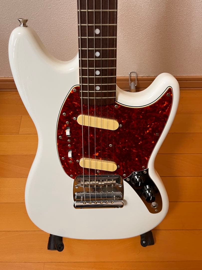 ギター fender japan traditional60s mustang
